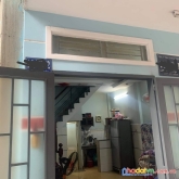 Bán nhà thoại ngọc hầu  ngõ 10  thoại ngọc hầu chỉ 3.2  tỷ, 30 m2, 4 x 8 m, nở hậu,  hẻm oto đỗ.