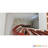 Bán nhà tôn thất tùng, đống đa, dt 30m2, 5 tầng, mt 4.7m, giá nhỉnh 4 tỷ