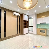 Bán nhà phố lâm hạ, long biên 67m*6t gara, thang máy, 2 mặt thoáng, trước nhà ô tô đỗ thoải mái