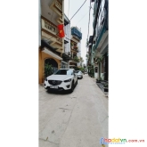Bán nhà 4 tầng phân lô ô tô tránh ô tô 7 chỗ vào nhà gần hồ hạ đình 5om2  4 phòng ngủ - giá ; 9.8