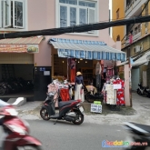 Cần sang mặt bằng bán đồ ăn+quần áo tại khu chợ vải, quận tân bình
