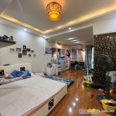 Nhà đẹp bồ đề - dân trí cao 38m2 - 5 tầng - mặt tiền 4m - 5 tỷ 2