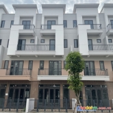 Chính chủ cần tiền bán gấp nhà phố 4 tầng chỉ 5 tỷ xxx kinh doanh sầm uất tại thành phố từ sơn