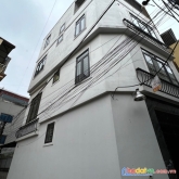 Bán nhà quang trung hà đông  36m 4 tầng giá 2,4tỷ lh 0966598554