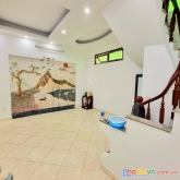 Siêu phẩm nhà cầu giấy 2 thoáng gần oto 30m2 6 tầng giá chỉ 3.95 tỷ