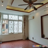 Nhà mới phố cổ ngọc lâm, ô tô, trung tâm, 49m, 5tầng, 5ngủ, nhỉnh 6tỷ. lh 0913896966