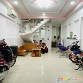 Bán nhà 3 lầu oto thông 62m2 sát siêu thị nhật giá 5.6 tỷ.