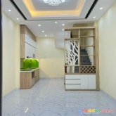 Chủ nhà  muốn bán gấp nhà  chính kinh 47m 3 tầng 4.1 tỷ nhà đẹp ba gác vào tân nơi.