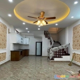 Bán nhà xây mới quận đống đa ô tô chạy thông giá 5.8 tỷ.