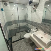 Bán nhà thanh xuân s 45m2 5 tầng mt 3.9m giá 5 tỷ.