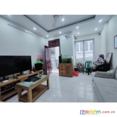 Bán nhà gấp cầu giấy 71,5m2, 7 tầng, mt 5,5m, giá 8 tỷ.