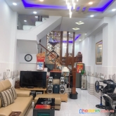 Bán nhà mới hxh - 3 tầng - 50m2 - lê  trung đình - chỉ 5.75 tỷ.