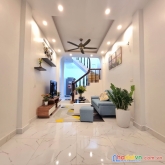 Tôi cần bán gấp nhà đẹp khu vực ngã tư sở giá hơn 3 tỷ