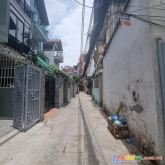 Bán nhà phố bồ đề (long biên) - phân lô ba gác - ô tô đỗ cổng, nhà đẹp ở luôn - chỉ nhỉnh 3 tỷ