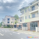 Chính chủ bán nhà 3 tầng diện tích 90m2  cần tiền bán thấp hơn thị trường 300 triệu
