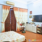 Bán nhà tt đống đa, ngõ thông, gần phố, ô tô đỗ cửa, kinh doanh, 6.75 tỷ