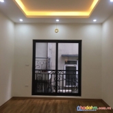 Nhà đẹp nguyễn văn cừ, long biên, 34m,5 tầng,ngõ ô tô,cách đường lớn nvc 30m,giá 4.15 tỷ
