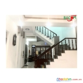 Bán nhà 1 trệt 1 lầu gần chợ đồi p. an bình, đường ô tô, giá chỉ 4tỷ