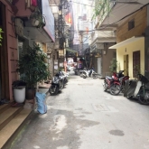 Nhà mới mặt ngõ ô tô ,kinh doanh sầm uất, dt 38m,mt 4m ,giá 6.5 tỷ.
