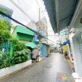 Nhà tô hiệu, tân phú, 4x19.5m, 2 tầng, chi 6.35 tỷ